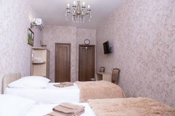 Фото номера Двухместный номер с 2 отдельными кроватями Гостиница Villa Vida г. Рассвет 3